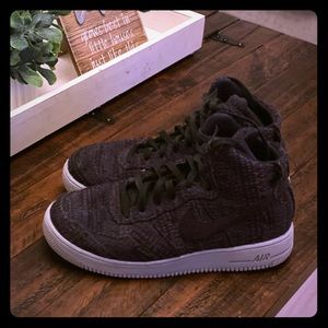 Men’s Nike Air size 8.5